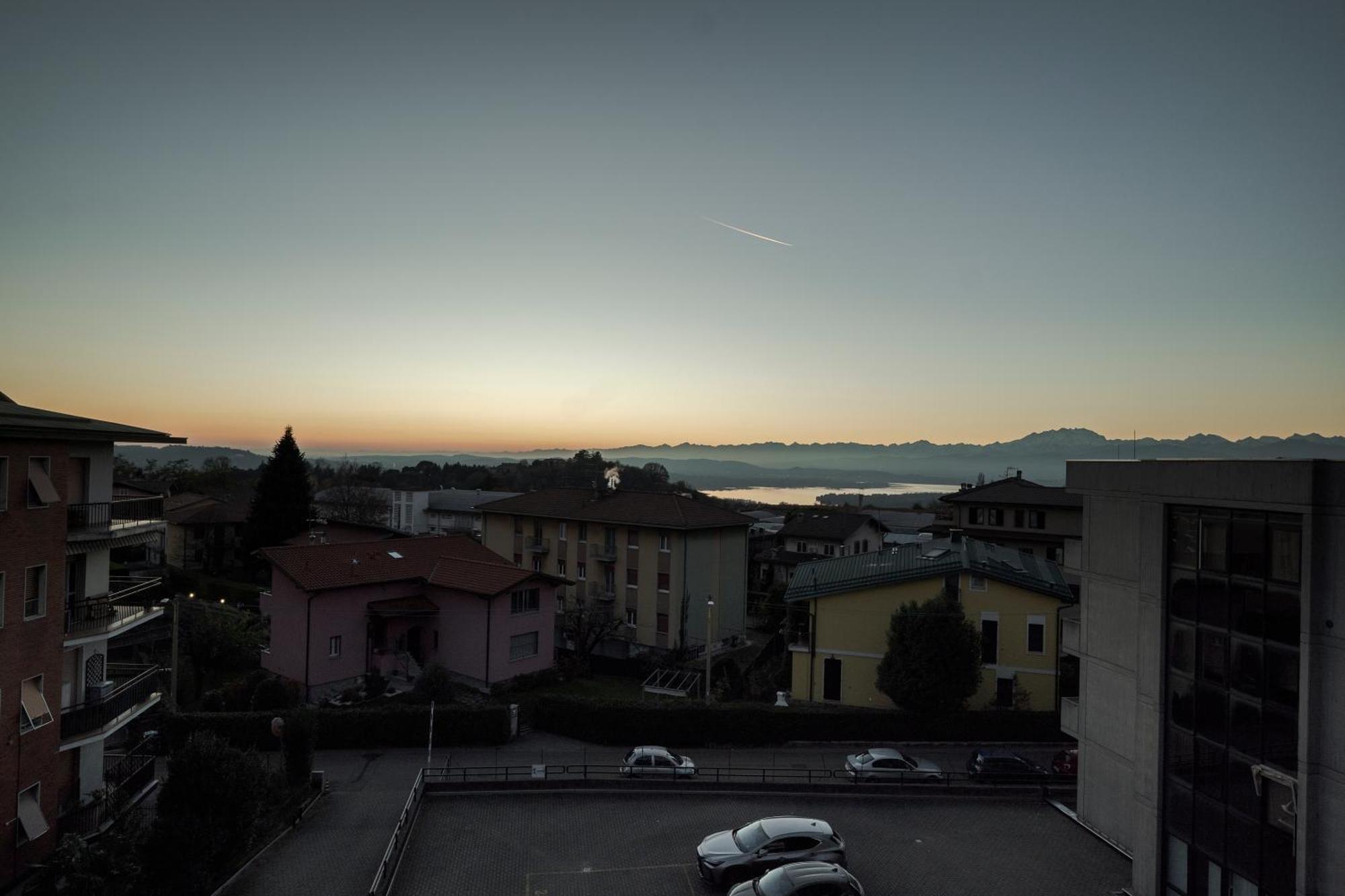 Hotel Ungheria Varese 1946 ภายนอก รูปภาพ
